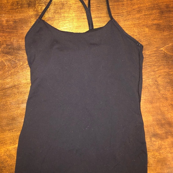 LuLuLemon Power Y tank Black. Size 8. - Picture 1 of 4